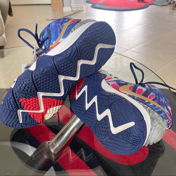 Nike Kyrie Hybrid S2 What The USA’ sneakers shoes size: big boys 4.5 - Picture 10 of 16